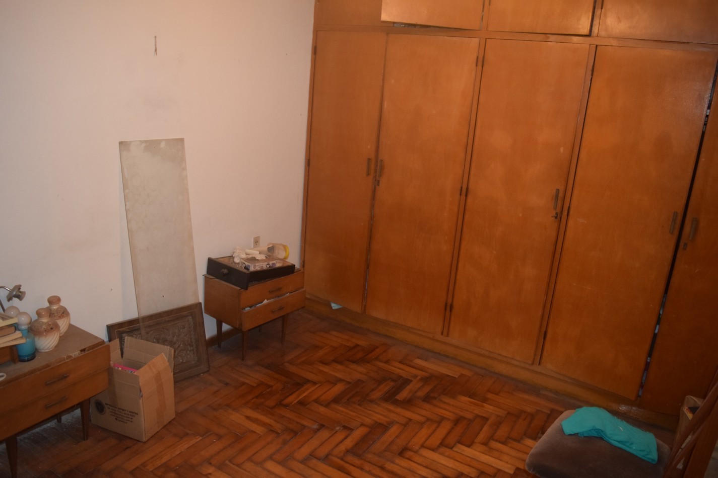 Casa En Lanus Este Otra Al Fondo Garage Para Dos Autos Ideal Para Dos Familias