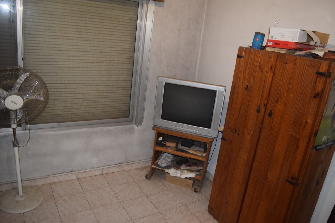 Casa En Lanus Este Otra Al Fondo Garage Para Dos Autos Ideal Para Dos Familias